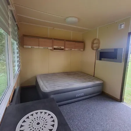 Campingplads Puchaczowka - Letniskowe Z Wlasna Linia Brzegowa *